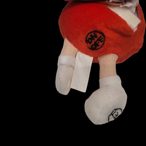 M&M Radioshack Exclusive Collector's Mini Plush Red FM Scan - Picture 3 of 12